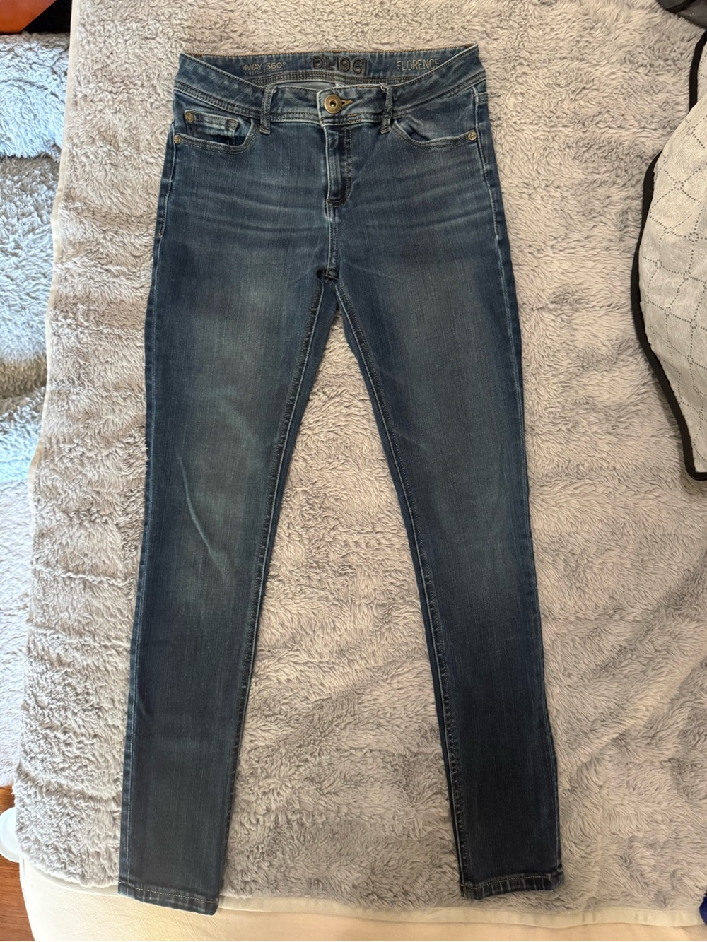 DL1961 Florence Insta Sculpt Warner  Dark Wash Skinny Jeans